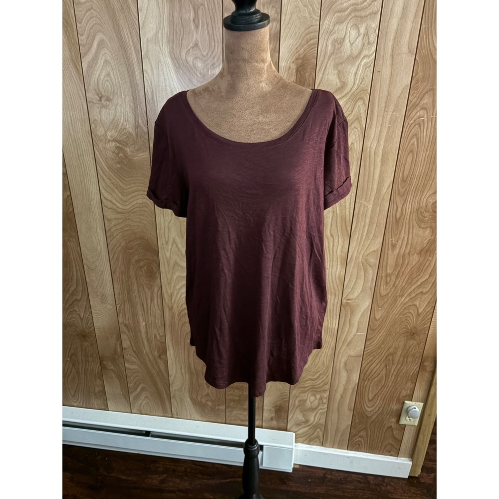 HM Basics‎ Womens Small Burgundy Slub Knit Scoop Neck T-Shirt Rolled Sleeve NWT